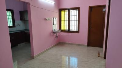 Image of 1610 Sq.ft 4 BHK Apartment / Flat for rent in Kattupakkam, Chennai for Rs. 25000