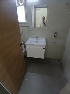 Bathroom Image of 1900 Sq.ft 3 BHK Apartment / Flat for rent in Himalaya Sunshine, Vayusena Nagar Nagpur for Rs. 30000