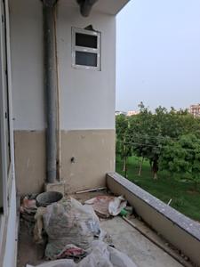 Living Room Image of 1400 Sq.ft 3 BHK Apartment / Flat for sale in Phase 2 Noida for Rs. 5800000