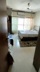 Bedroom Image of 1320 Sq.ft 3 BHK Apartment / Flat for sale in K Raheja Vistas, Powai Mumbai for Rs. 45000000