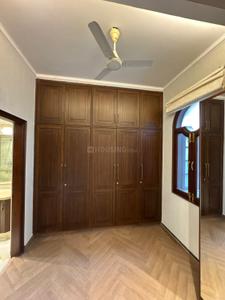 Bedroom Image of 3600 Sq.ft 9 BHK Independent House for rent in Vasant Vihar New Delhi for Rs. 1200000