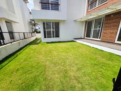 Balcony Image of 3943 Sq.ft 3 BHK Villa for sale in Sterling Villa Grande Phase III, K R Puram Bengaluru for Rs. 72000000
