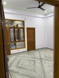 Bedroom Image of 2000 Sq.ft 2 BHK Builder Floor for rent in Gomti Nagar Lucknow for Rs. 26500