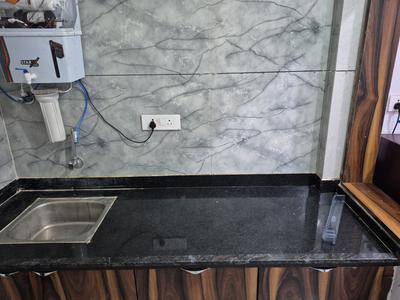 Kitchen Image of 600 Sq.ft 1 BHK Apartment / Flat for rent in Veena Nagar Indore for Rs. 18000