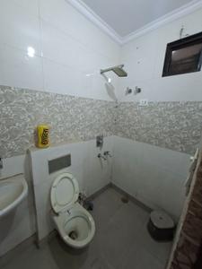 Bathroom Image of 720 Sq.ft 2 BHK Builder Floor for rent in Tagore Garden Extension New Delhi for Rs. 28000