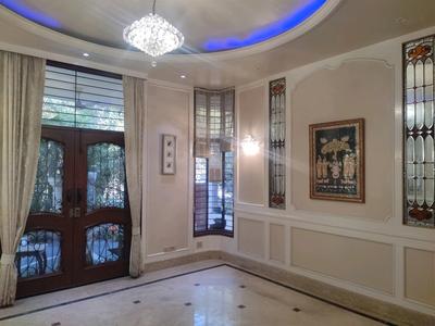 Living Room Image of 6900 Sq.ft 5 BHK Independent House for sale in Sector 15A Noida for Rs. 195000000