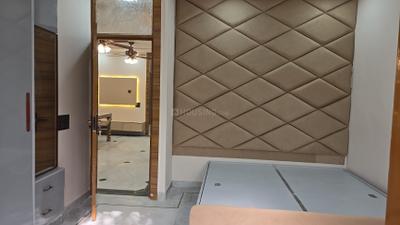 Bedroom Image of 1300 Sq.ft 3 BHK Builder Floor for sale in Indirapuram Ghaziabad for Rs. 11000000
