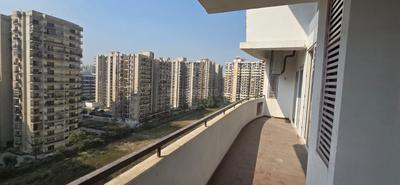 Balcony Image of 3000 Sq.ft 4 BHK Apartment / Flat for sale in Dasnac The Jewel, Sector 75 Noida for Rs. 45450000