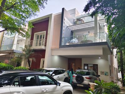 4 BHK Villa