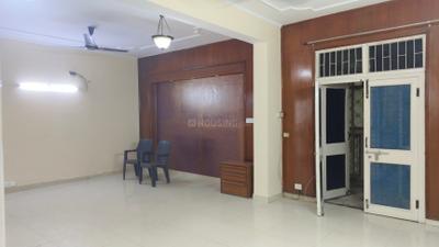 Living Room Image of 1850 Sq.ft 3 BHK Apartment / Flat for rent in Bharamputra Apartment, Sector 29 Noida for Rs. 60000
