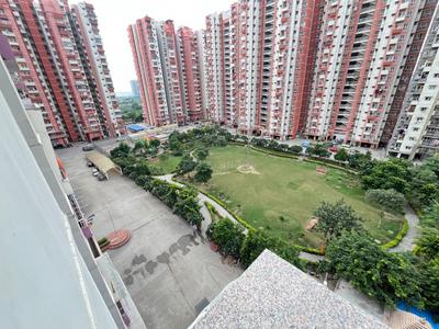 Balcony Image of 1800 Sq.ft 4 BHK Apartment / Flat for rent in UPAVP Ganga Yamuna And Hindon Enclave, Siddharth Vihar Ghaziabad for Rs. 35000