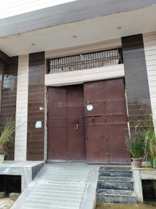 Image of 1000 Sq.ft 3 BHK Apartment / Flat for rent in Karala, New Delhi for Rs. 14000