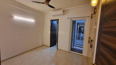 Bedroom Image of 1652 Sq.ft 3 BHK Builder Floor for rent in Smartworld Orchard, Sector 61 Gurgaon for Rs. 62000