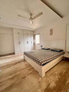 Bedroom Image of 2800 Sq.ft 3 BHK Apartment / Flat for sale in Vile Parle East Mumbai for Rs. 82500000