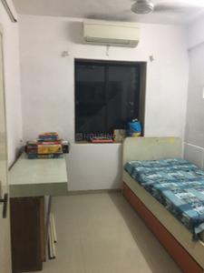 Bedroom Image of 888 Sq.ft 2 BHK Apartment / Flat for sale in Juhu Mumbai for Rs. 40000000