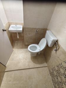 Bathroom Image of 1321 Sq.ft 3 BHK Apartment / Flat for rent in Naiknavare Clarion Park, Aundh Pune for Rs. 45000
