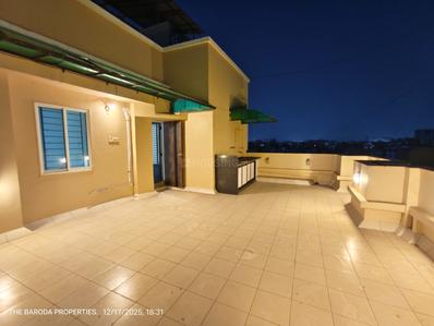 Bedroom Image of 2000 Sq.ft 3.5 BHK Apartment / Flat for sale in Gotri Vadodara for Rs. 9200000