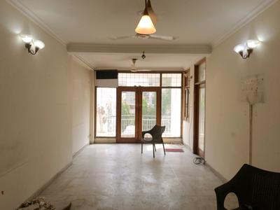 Living Room Image of 2500 Sq.ft 4 BHK Apartment / Flat for rent in Vasant Kunj New Delhi for Rs. 125000