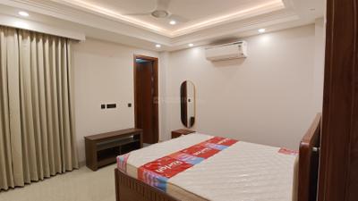 Bedroom Image of 1260 Sq.ft 2 BHK Builder Floor for rent in Sector 42 Gurgaon for Rs. 65000