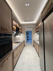 Kitchen Image of 660 Sq.ft 2 BHK Apartment / Flat for sale in Sheth Promont, Sion Mumbai for Rs. 18900000