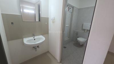 Bathroom Image of 650 Sq.ft 1 BHK Apartment / Flat for rent in Puraniks Aldea Anexo, Baner Pune for Rs. 23999