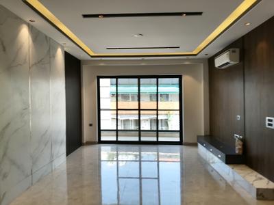 Living Room Image of 1600 Sq.ft 3 BHK Builder Floor for sale in Sector 9 Gurgaon for Rs. 23500000