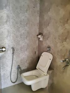 Common Bathroom Image of 575 Sq.ft 1 BHK Apartment / Flat for sale in Vijay Garden, Hiranandani Estate Thane for Rs. 6500000