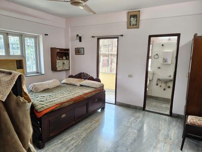 Bedroom Image of 1850 Sq.ft 3 BHK Apartment / Flat for sale in Kalighat Kolkata for Rs. 25000000