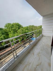 Balcony Image of 700 Sq.ft 1 RK Apartment / Flat for rent in East Of Kailash New Delhi for Rs. 15999