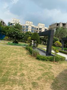 Image of 2200 Sq.ft 3 BHK Apartment / Flat for sale in Signature Global City 79B, Sector 79, Gurgaon for Rs. 19900000