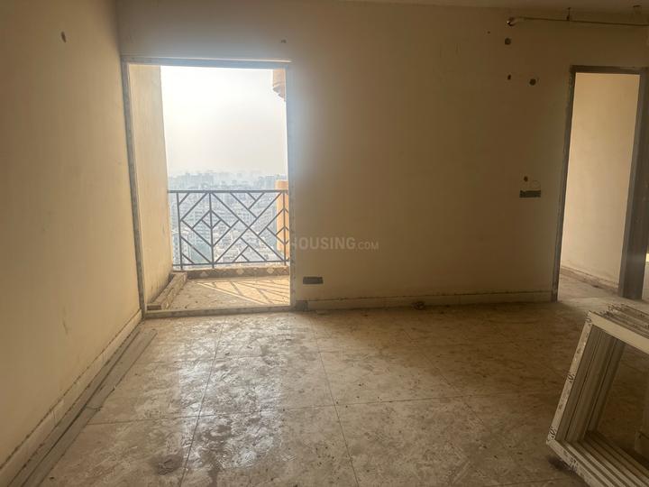 Saya Gold Avenue Main Image 1