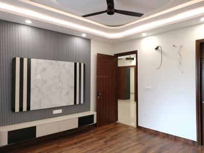 Bedroom Image of 2250 Sq.ft 3 BHK Builder Floor for sale in BPTP Parklands Pride, Sector 77 Faridabad for Rs. 25000000