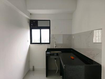 Kitchen Image of 489 Sq.ft 1 BHK Apartment / Flat for rent in Runwal Gardens, Dombivli East Thane for Rs. 10999
