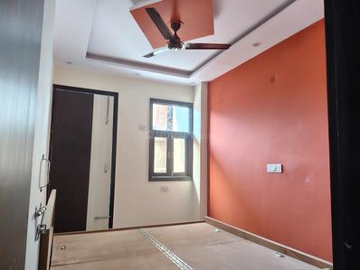 Bedroom Image of 624 Sq.ft 3 BHK Builder Floor for sale in Mahavir Enclave New Delhi for Rs. 5500000