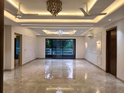 Living Room Image of 2500 Sq.ft 4 BHK Builder Floor for sale in Greenwood City Floors, Sector 45 Gurgaon for Rs. 44000000