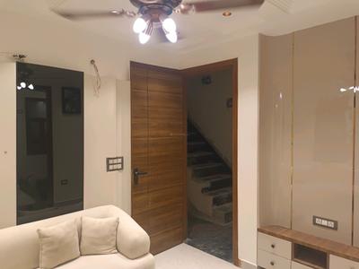 Living Room Image of 450 Sq.ft 2 BHK Builder Floor for sale in Razapur Khurd New Delhi for Rs. 3250000
