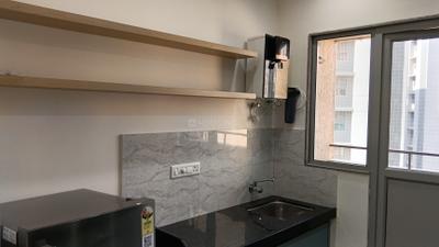 Kitchen Image of 1250 Sq.ft 2 BHK Apartment / Flat for rent in Adani Aster Phase 1, Vaishno Devi Circle Ahmedabad for Rs. 40000