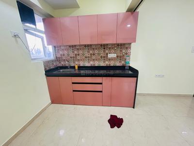 Kitchen Image of 560 Sq.ft 1 BHK Apartment / Flat for rent in Dadar East Mumbai for Rs. 60000