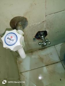 Bathroom Image of 600 Sq.ft 1 BHK Apartment / Flat for sale in Pachwad Satara for Rs. 1750000