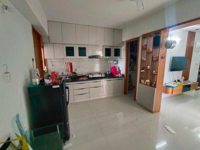 Kitchen Image of 1800 Sq.ft 3 BHK Apartment / Flat for rent in Motherland Magnate Lavish, Vaishno Devi Circle Ahmedabad for Rs. 42000