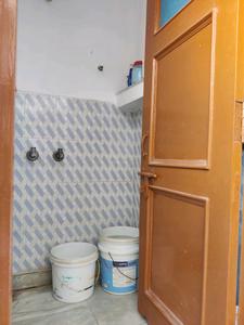 Common Bathroom Seven Image of 3200 Sq.ft 8 BHK Independent House for sale in Patel Nagar Ghaziabad for Rs. 35400000