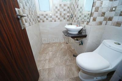 Image of 1294 Sq.ft 2.5 BHK Apartment / Flat for sale in Apex Athena, Sector 75, Noida for Rs. 17600000