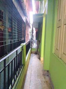 Balcony Image of 800 Sq.ft 2 BHK Builder Floor for rent in Tollygunge Kolkata for Rs. 11800