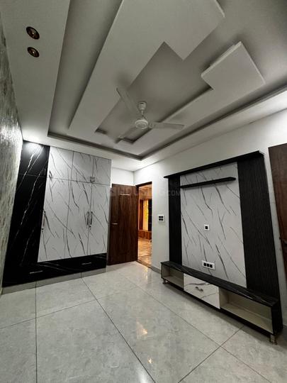 Sector 17 Main Image 1