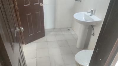 Image of 1240 Sq.ft 3 BHK Apartment / Flat for sale in Paramount Floraville, Sector 137, Noida for Rs. 14500000