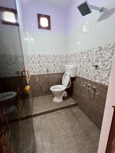 Bathroom Image of 900 Sq.ft 2 BHK Builder Floor for rent in Selva Nagar Viluppuram for Rs. 10500
