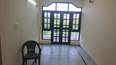 Living Room Image of 1800 Sq.ft 3 BHK Builder Floor for rent in Sector 28 Gurgaon for Rs. 65000