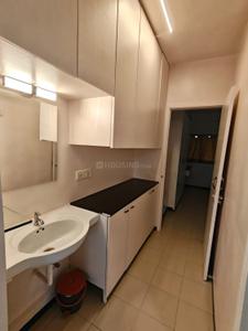 Bathroom Image of 850 Sq.ft 1.5 BHK Apartment / Flat for rent in Dhankawadi Pune for Rs. 20000