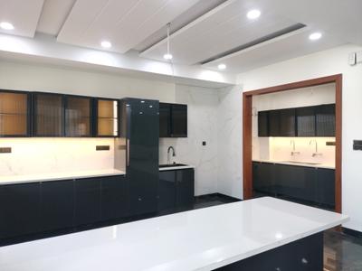 Kitchen Image of 4500 Sq.ft 4 BHK Builder Floor for sale in TDI The Retreat, Sector 89 Faridabad for Rs. 41000000