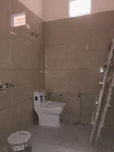 Common Bathroom Image of 650 Sq.ft 2 BHK Independent House for sale in Chipiyana Buzurg Ghaziabad for Rs. 6204500